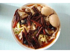 牛肉板面卤鸡蛋和豆腐的做法，临沂