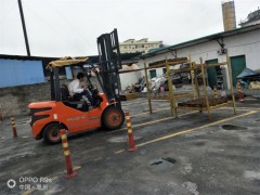 惠州市博罗龙华学叉车培训叉车证复