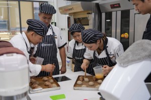 成都哪里可以学做奶茶的地方(想学做奶茶饮品去哪里学好)